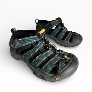 KEEN Newport H2 Kids Waterproof Sport Sandals
Blue/Black Yellow Youth 10